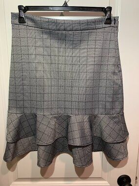 Banana Republic Women's Glen Plaid Flounce Hem Skirt Size 8